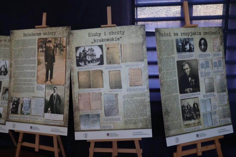 Unici Podlascy patronami Szkoły Podstawowej w Dawidach. Uroczystości w szkole