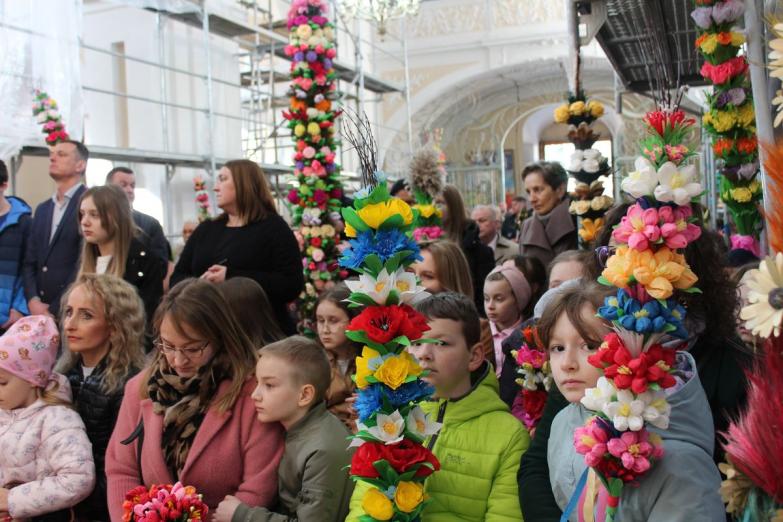 Tam, gdzie tradycja wciąż żyje. Niedziela Palmowa w Ciechanowcu